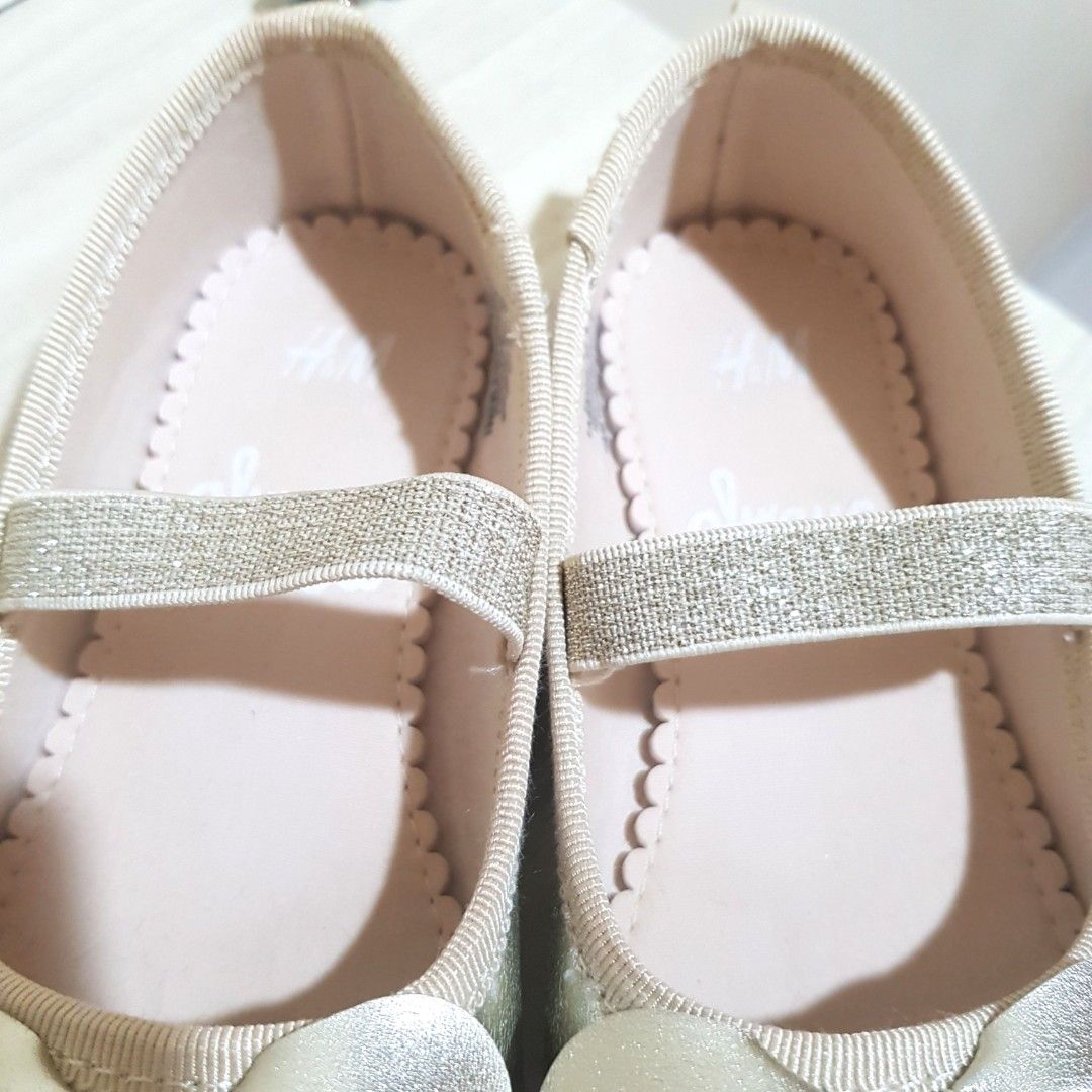 Childrens gold ballet pumps sales