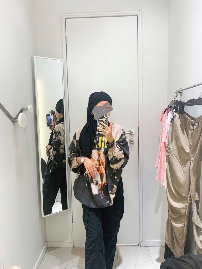 H&m store nirvana sweatshirt
