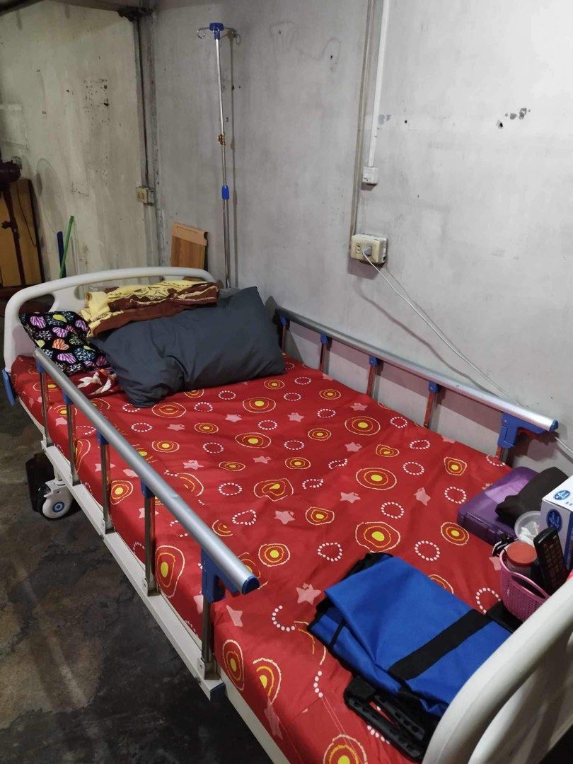 Hospital Bed, Furniture & Home Living, Furniture, Bed Frames
