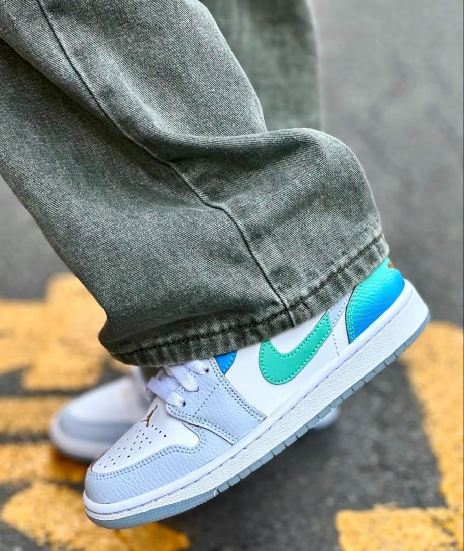 Jordan clearance 1 emerald