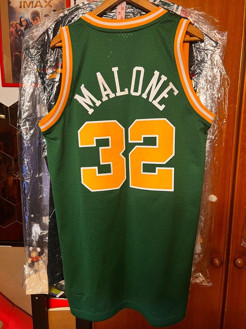 Karl malone shop green jersey