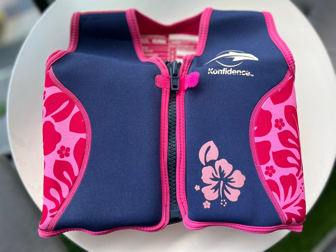 Konfidence Swim Vest, Babies & Kids, Babies & Kids Fashion on Carousell