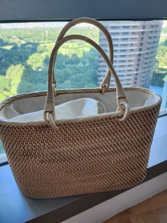 Large Basket Weaved Bag