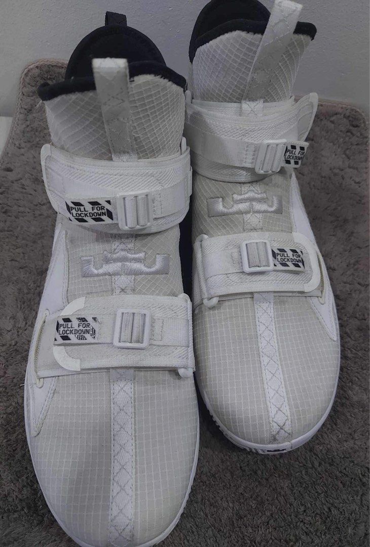 Lebron James 13 s soldier