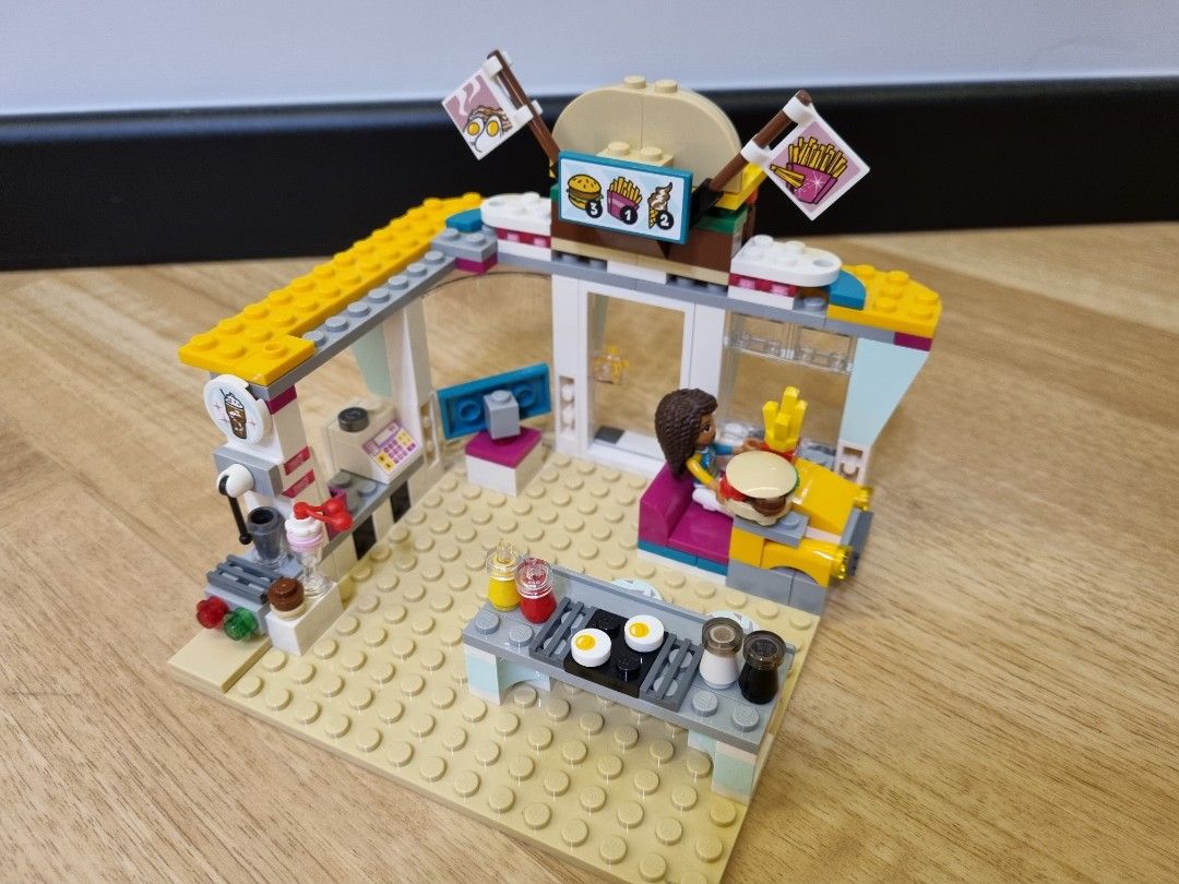 Lego deals drifting diner