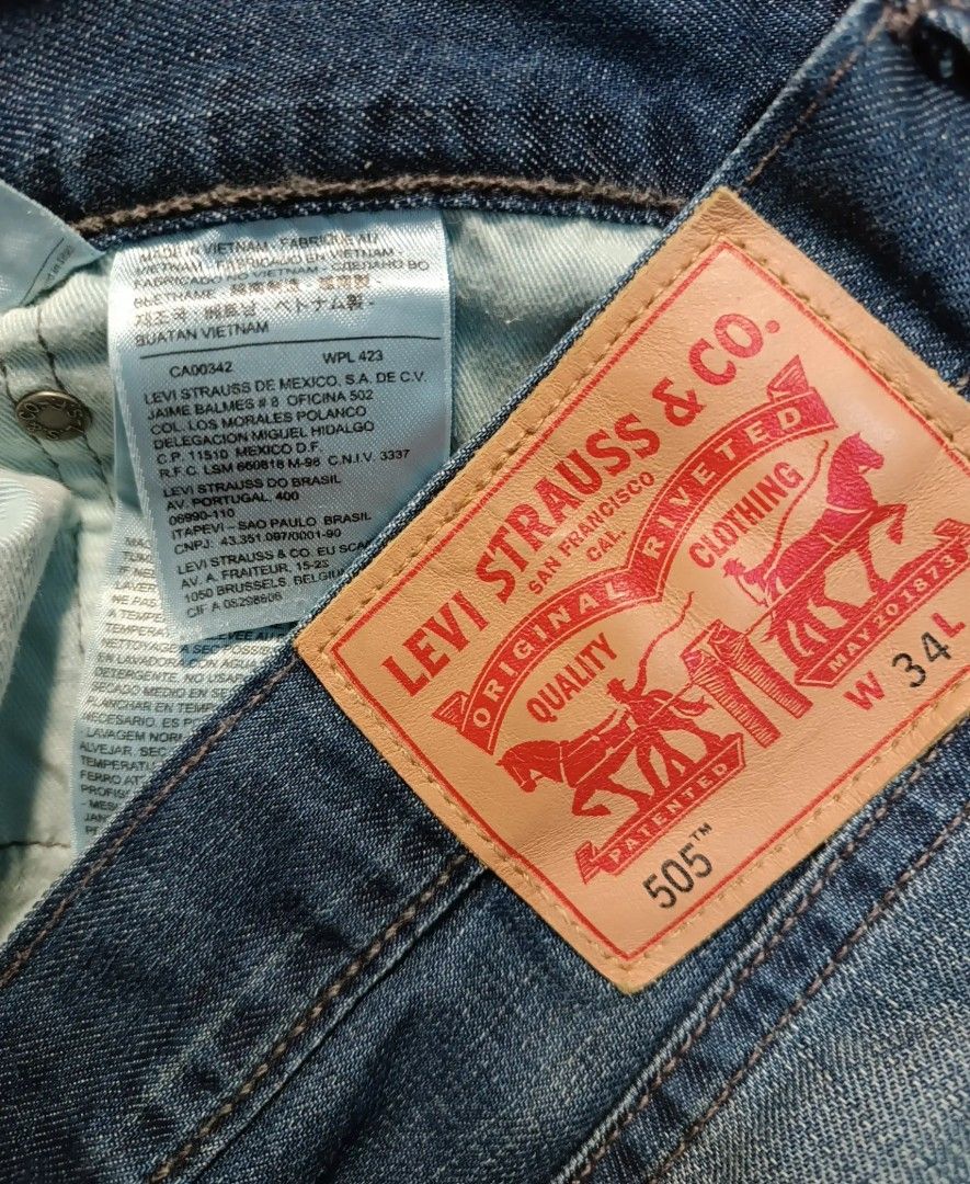 Levis 505 straight size 34 Men s Fashion Bottoms Jeans on Carousell