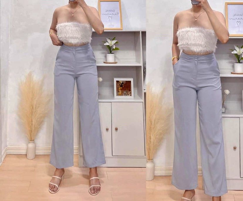 Light Blue Wide Leg Trouser Pants (Category: Other Bottoms) located in Pasig City. Submitted by theeverydayclothing (Listing ID 1246093321, Image 1). Description: Size 27–29 No issue Good as new Easy to style Millenial fashion/trend Rfs: too long for me.