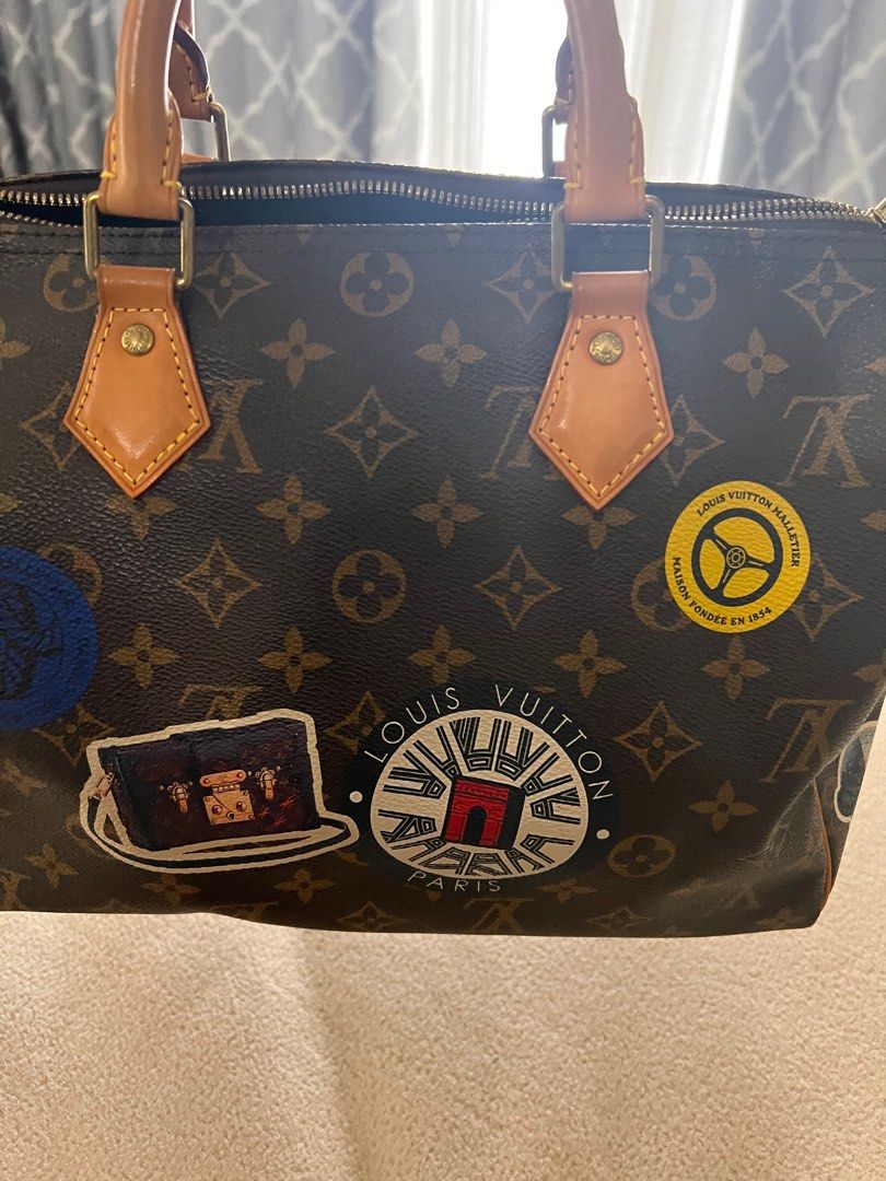 Limited Edition LV Bandou (Category: Luxury Bags & Wallets) located in Santa Rosa. Submitted by traveljewelsnbags (Listing ID 1246010839, Image 3). Description: Good deal Limited Edition LV BANDOULIER SIZE 30 World Tour Edition Bags & Padlock and keys.