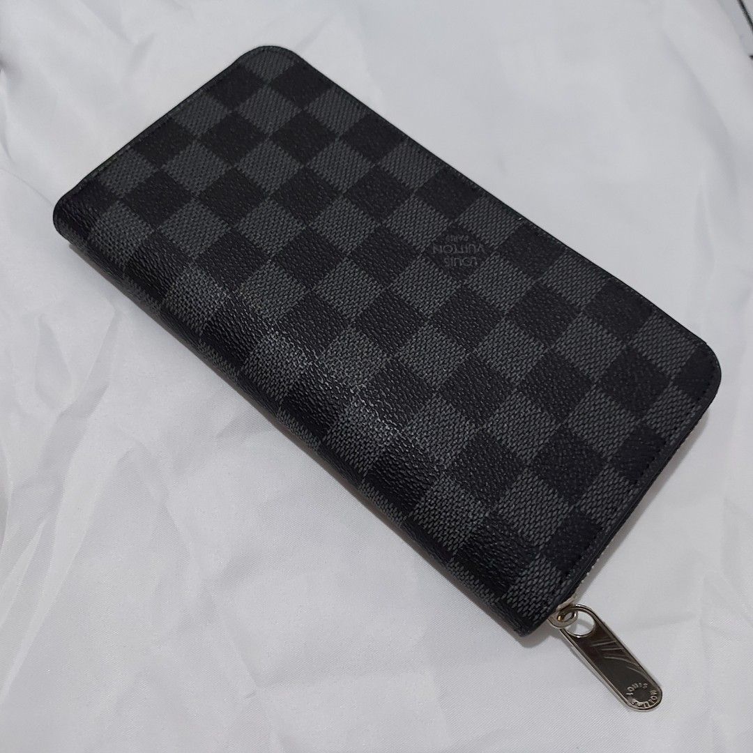 LV zippy small wallet, Luxury, Bags & Wallets on Carousell