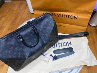 Louis Vuitton M81522 S-Lock Vertical Wearable 錢夾手機包帆布黑花尺寸： 12x19x7cm -  LuxuryGZ