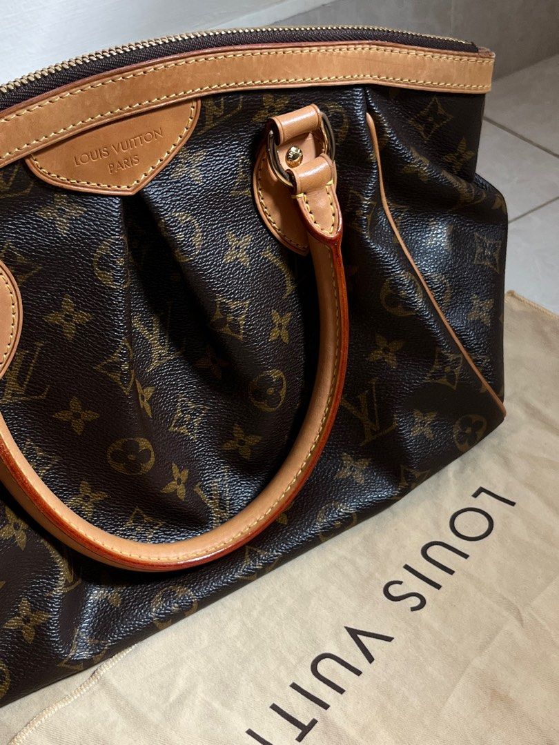 LV Tivoli PM M40143, Luxury, Bags & Wallets on Carousell