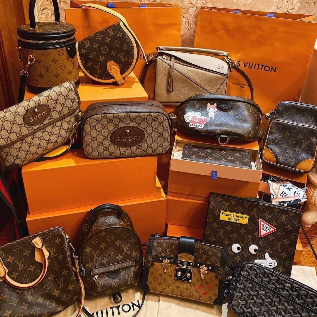 Lv Gucci beg, Women's Fashion, Bags & Wallets, Shoulder Bags on