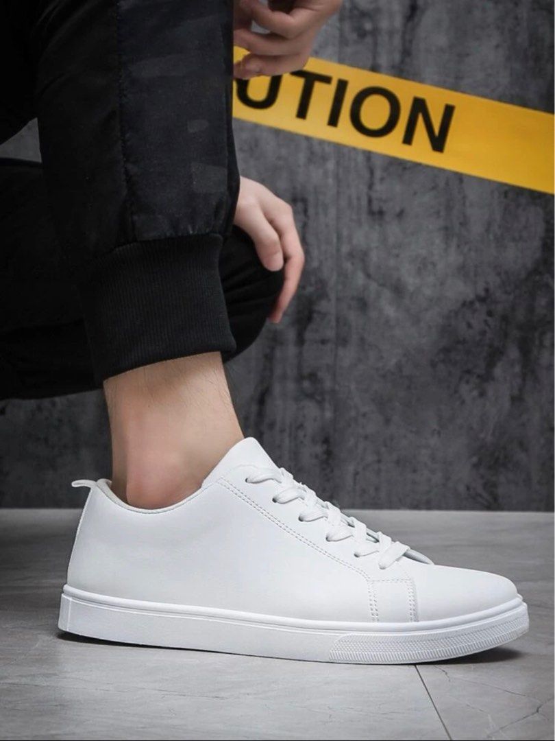 White sneakers clearance for men 2019