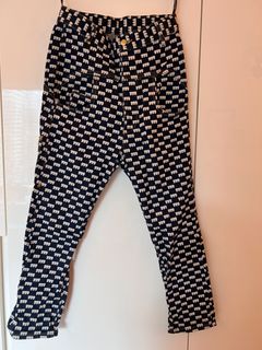 （分類：）位於 。 由 va_le_riee 提交（商品編號 1246077945，圖片 1）。簡介： 。