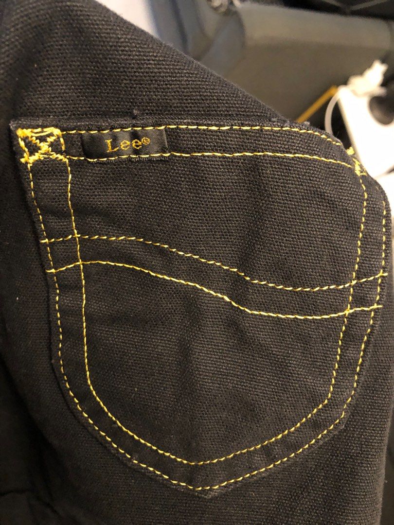 Mr Lee sling bag (Black) (Category: Luxury Bags & Wallets) located in Quezon City. Submitted by ShopNShip (Listing ID 1245983033, Image 3). Description: Mr Lee Sling Bag. (Black).