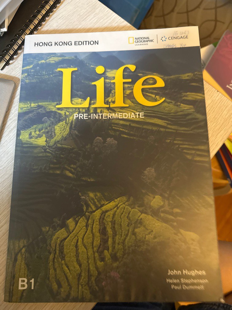National Geographic Life Pre-Intermediate, 興趣及遊戲, 書本& 文具