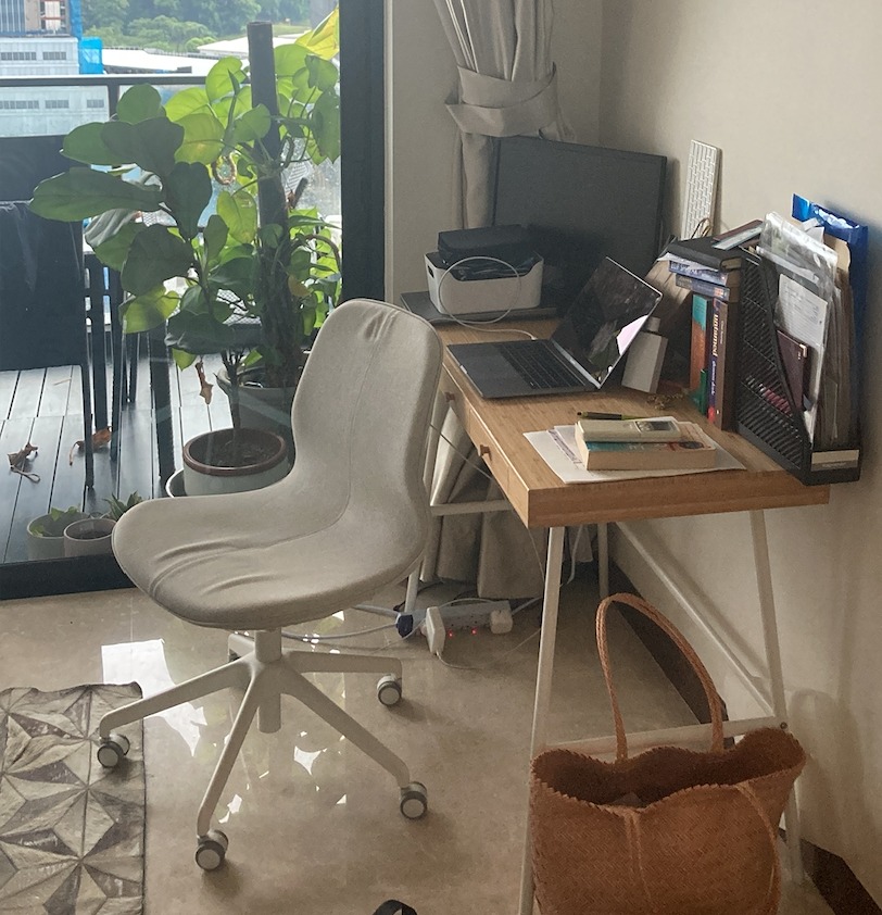 Neutral office 2025 chair