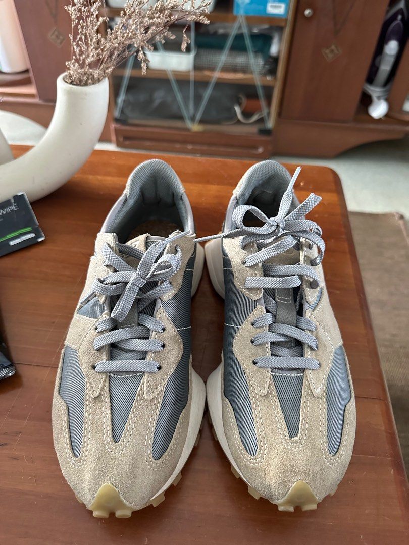 New Balance 372, Women's Fashion, Footwear, Sneakers on Carousell