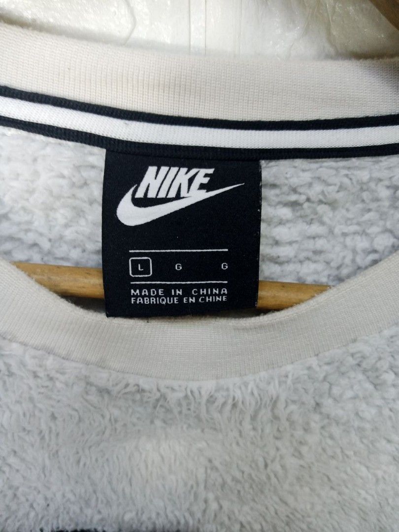 NIKE AIR SHERPA CREWNECK, Men's Fashion, Coats, Jackets and Outerwear on  Carousell