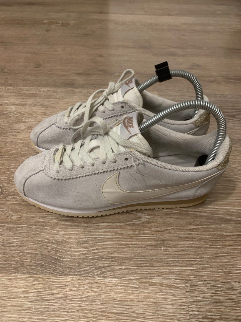 Nike cortez desert sale sand