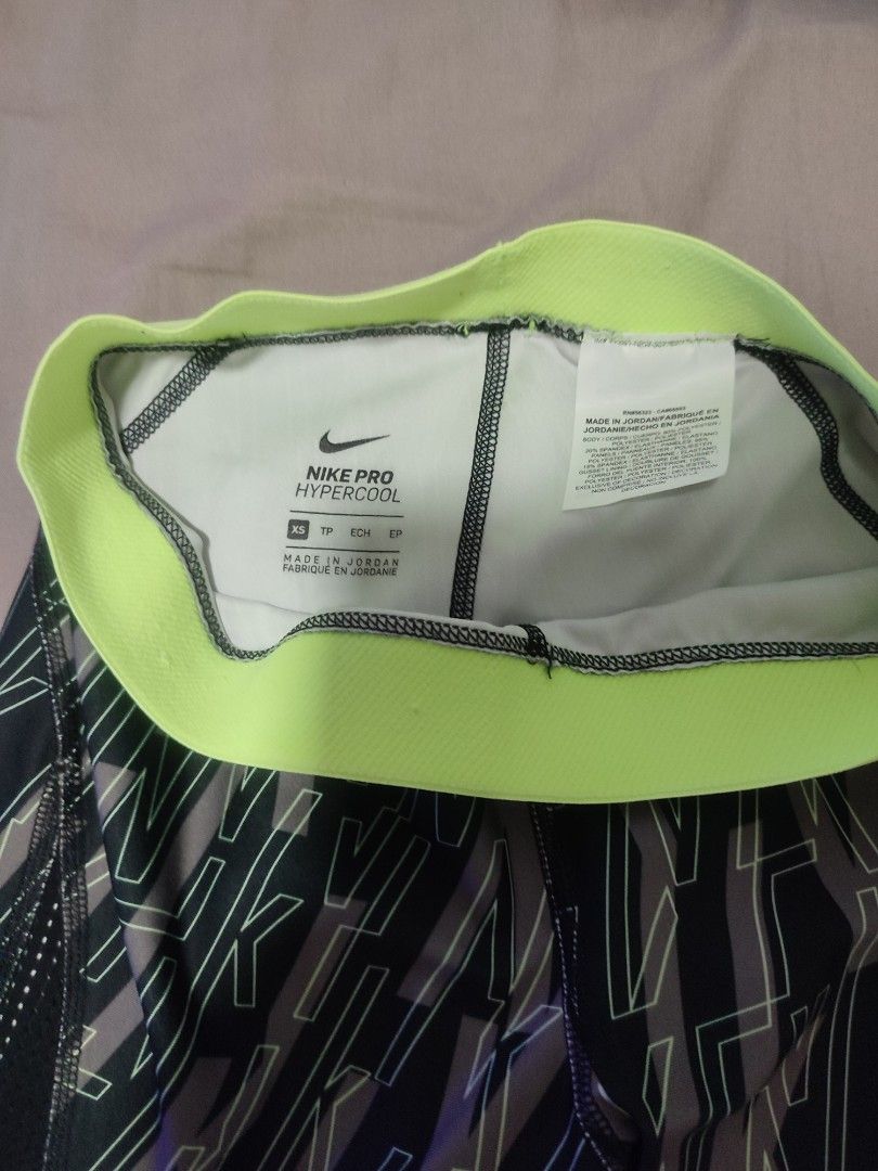 Nike Pro Tights Leggings XS (Category: Activewear) located in Quezon City. Submitted by kaleye (Listing ID 1246083905, Image 3). Description: Nike Pro Hypercool Size: XS Condition: Brand New.