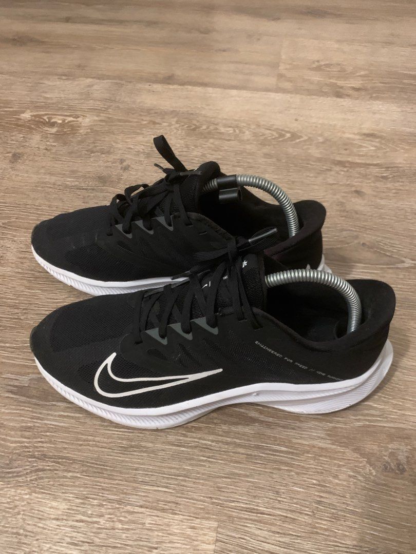 Nike uk7 Men s Fashion Footwear Sneakers on Carousell