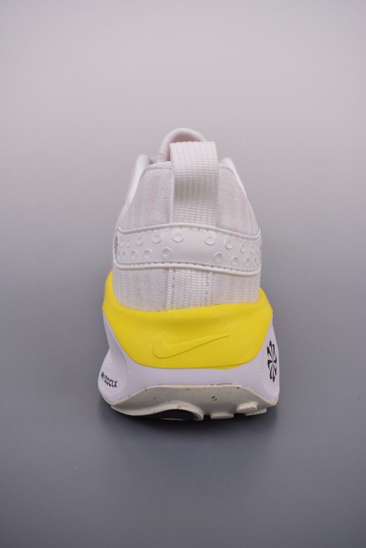 Nike Zoom X Invincible Run Fk 4, 女裝, 鞋, 波鞋 Carousell