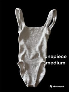 onepiece /bodysuit medium