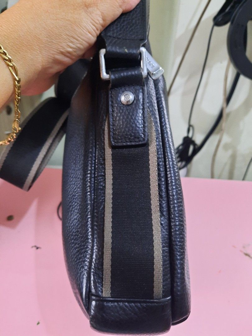 Padieoe sling bag hot sale
