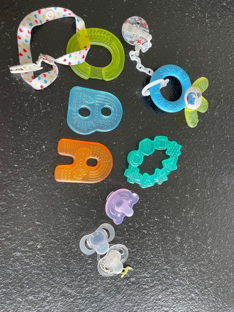 Medela clamp/Philippe pacifier /hops teether with extra capsule, Babies