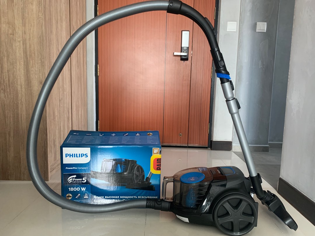 Philips PowerPro Compact 1800W Bagless Vacuum Cleaner, TV & Home ...