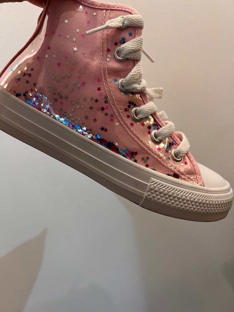 Chuck taylor clearance 7 pink