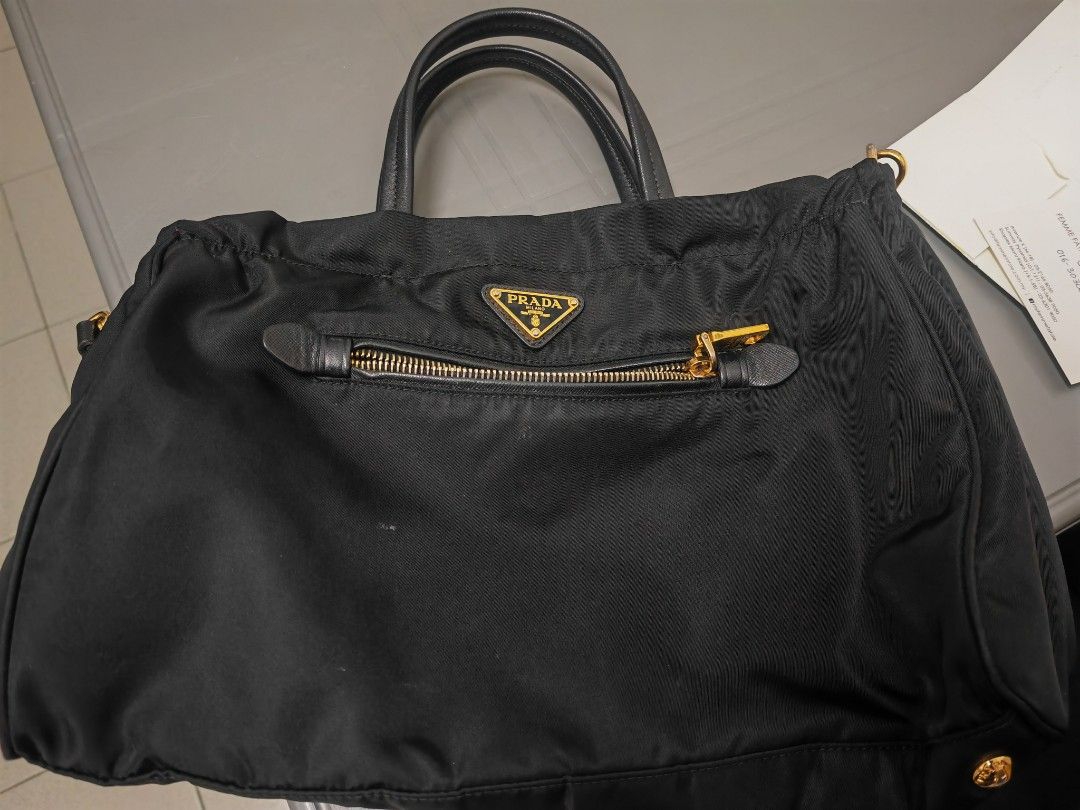 Prada (Category: Bags & Wallets) located in Kuala Lumpur. Submitted by chertan525 (Listing ID 1246063329, Image 3). Description: Price negotiable. COD at Bandar Sri Damansara..