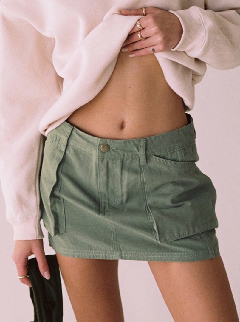 Princess Polly Cargo Skirt, Women's Fashion, Bottoms, Skirts on Carousell