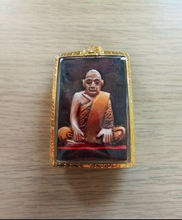 PT Chao Seng self image painted in gold casing