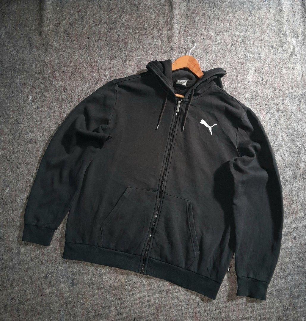 PUMA SMALL LOGO ZIP HOODIE, Fesyen Pria, Pakaian , Atasan di Carousell