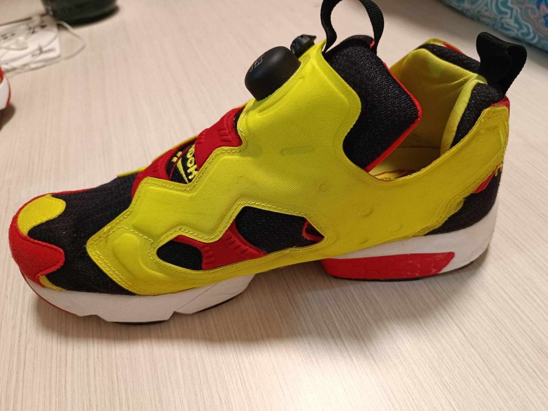 Reebok pumps 199 store