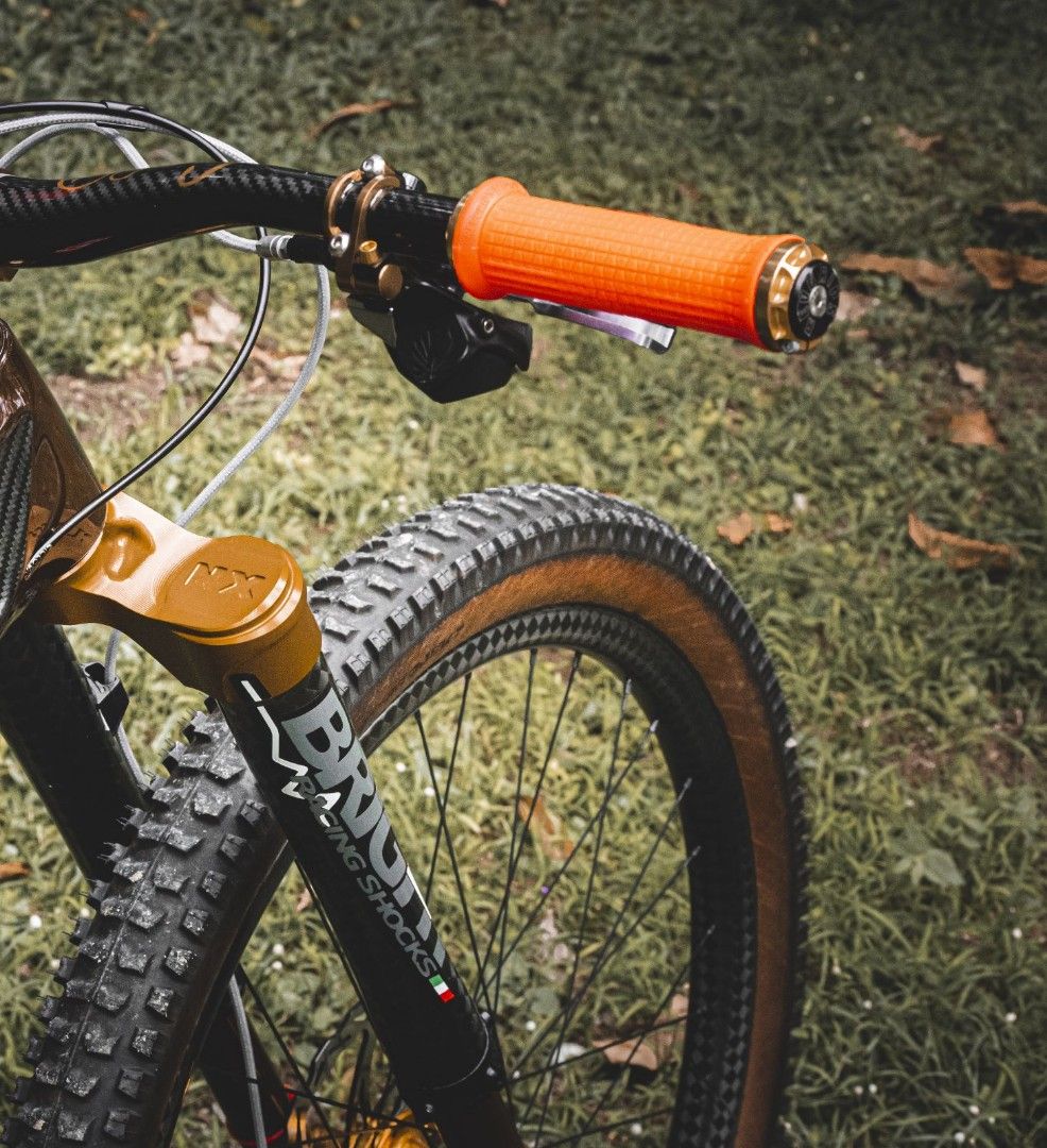 Revgrips, Sports Equipment, Bicycles Parts, Bicycles on Carousell