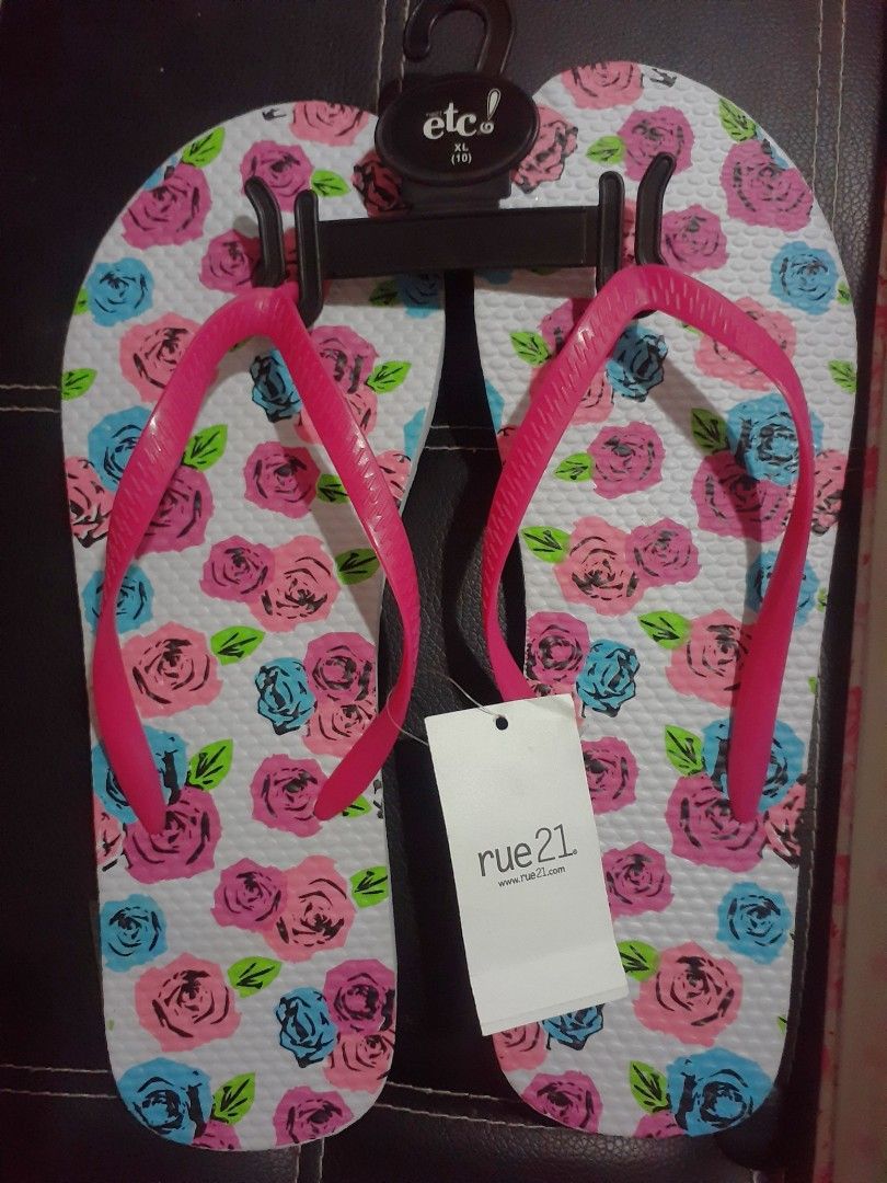 Rue 21 Slippers from U.S size 10 (Category: Slippers and slides) located in Rizal. Submitted by fighting_aja (Listing ID 1246106485, Image 1). Description: .