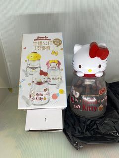 Sanrio Hello Kitty 立體公仔玻璃樽連珪藻士匙羹