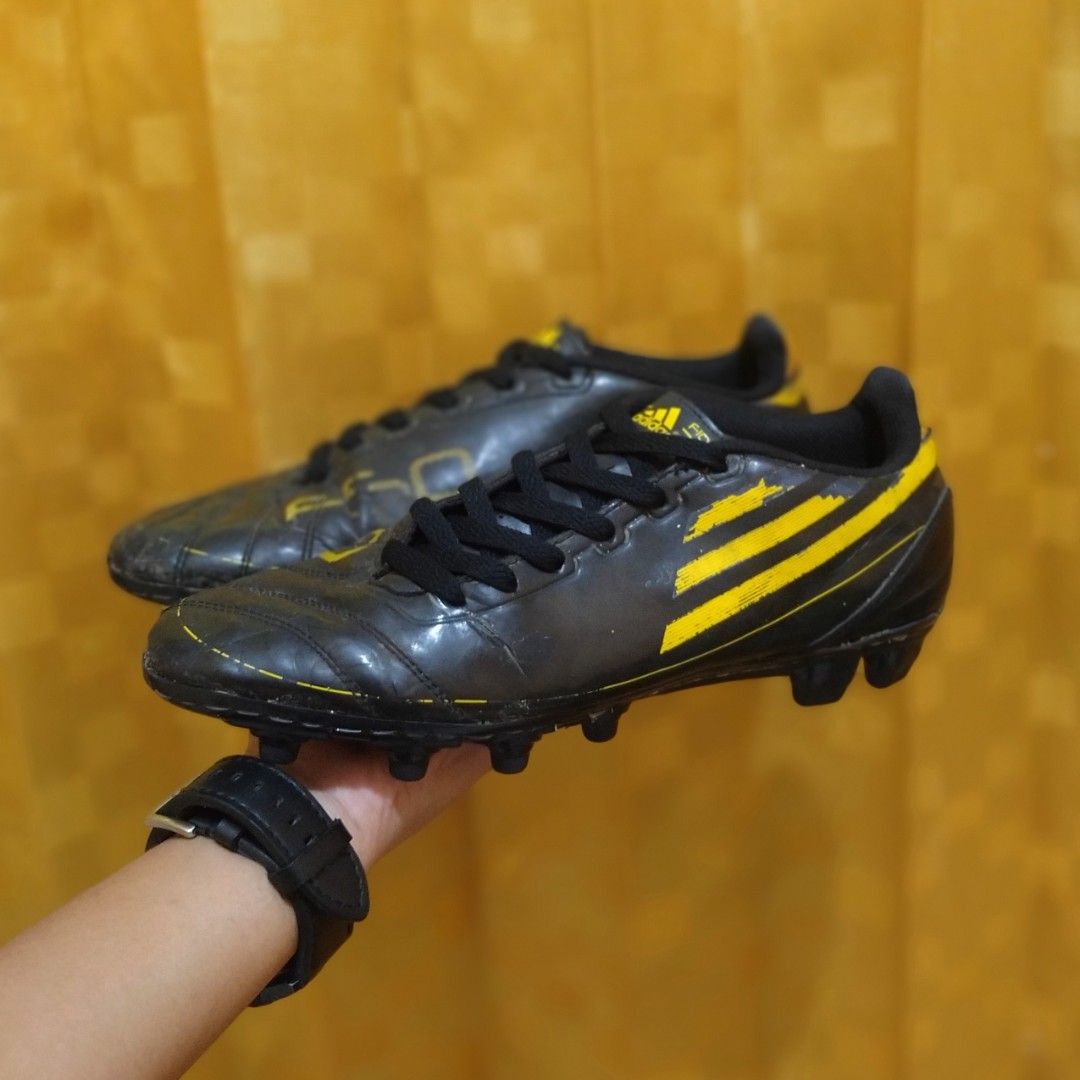 Sepatu bola new arrivals adidas f50 hitam