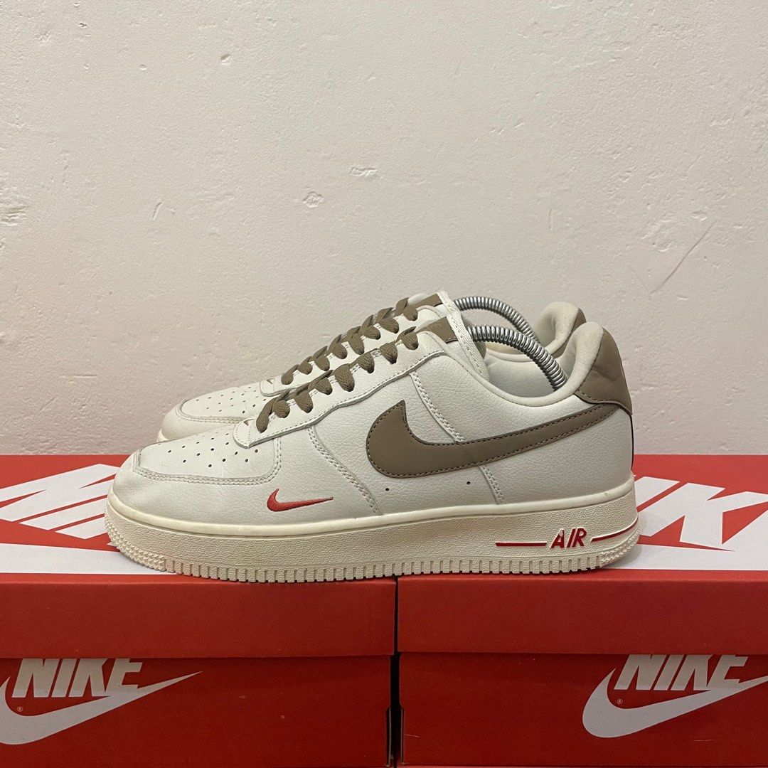 berat sepatu nike air force 1