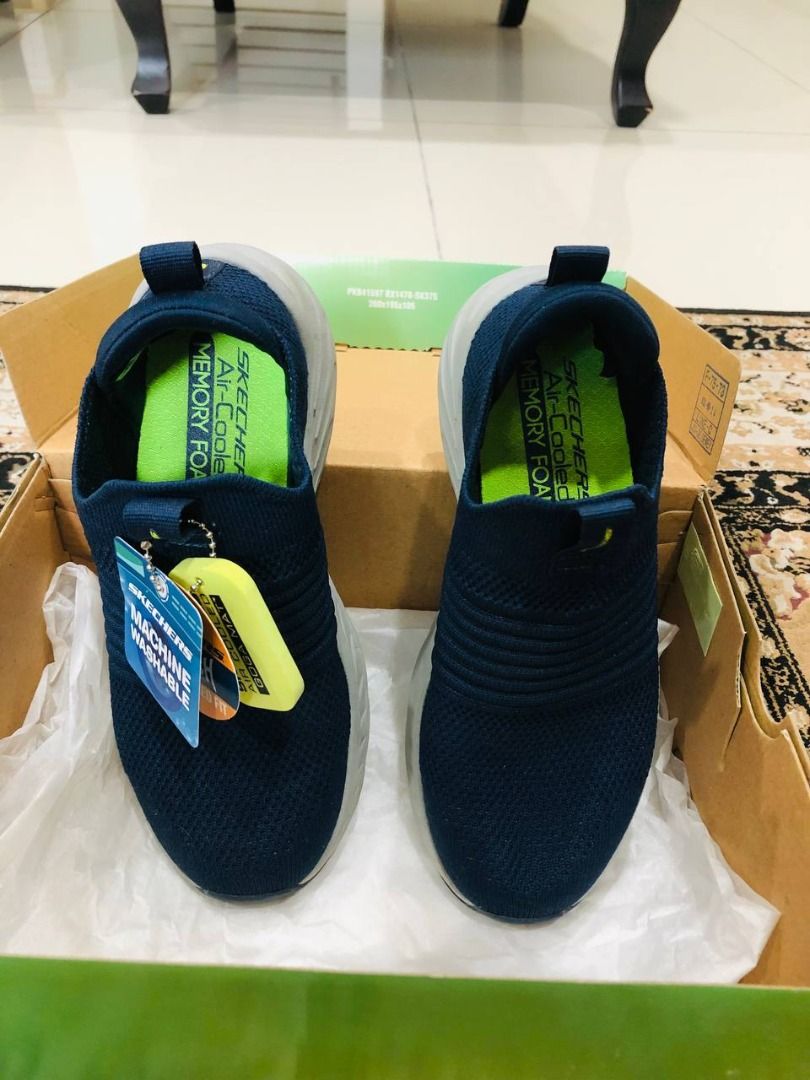 Skechers memory foam deals shoes washable