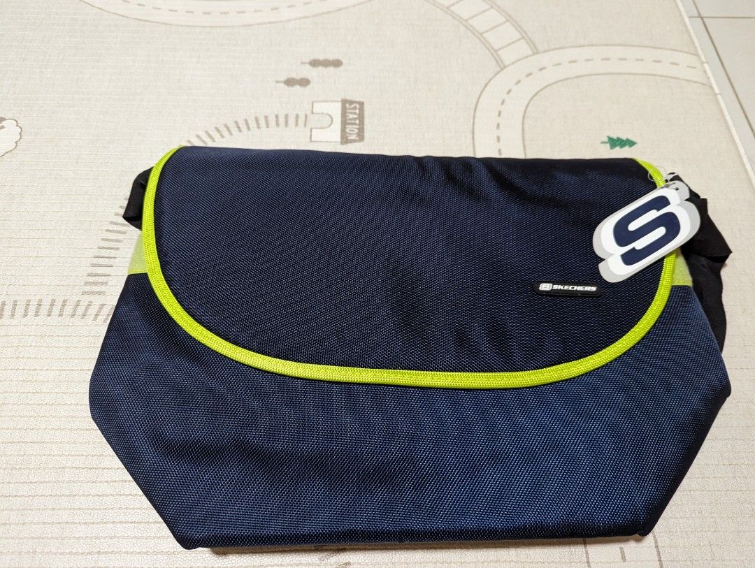 Skechers messenger bag, Men's Fashion, Bags, Sling Bags on Carousell