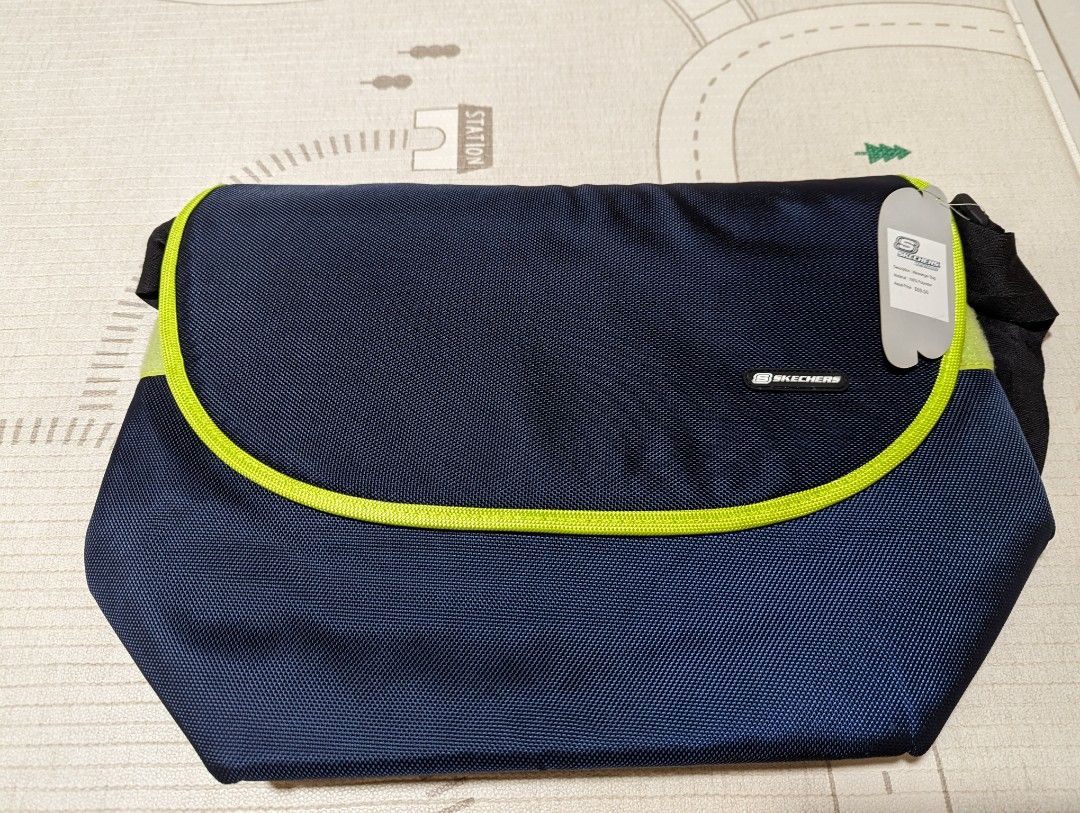 Skechers messenger bag, Men's Fashion, Bags, Sling Bags on Carousell