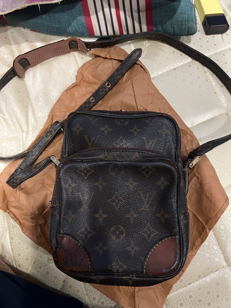 Rare limited edition Louis vuitton tissue rayures GM bag, Luxury, Bags &  Wallets on Carousell