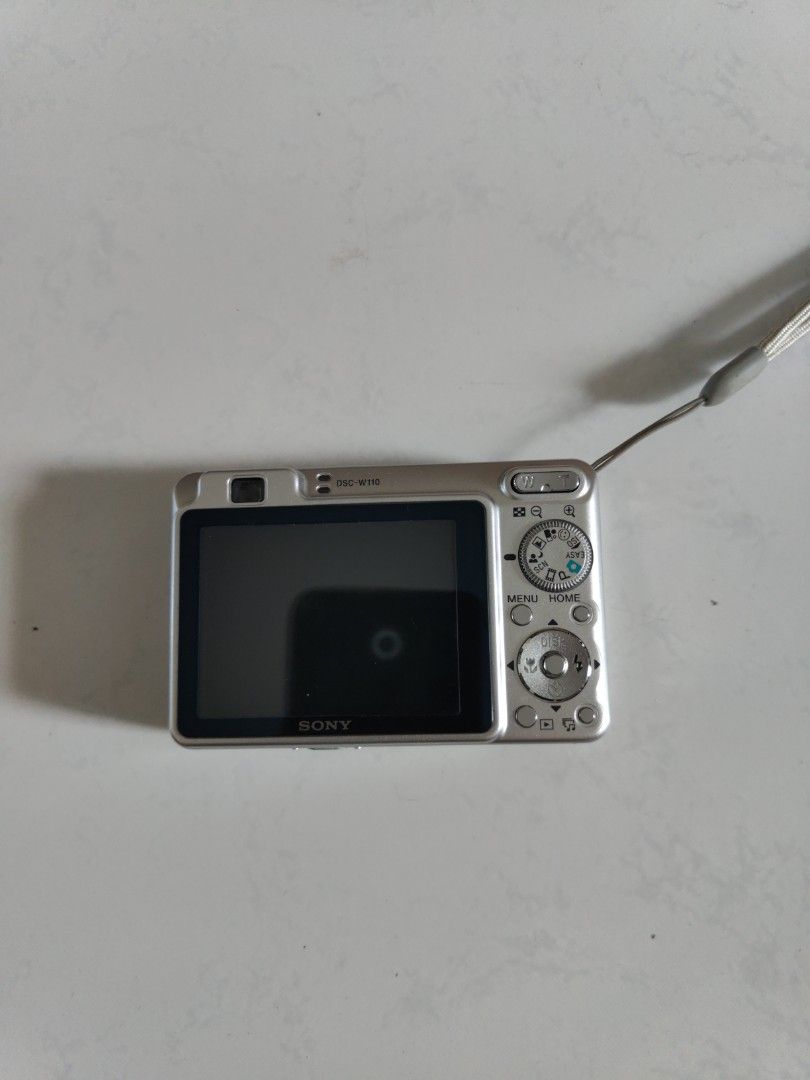 Sony cyber shot 7.2 megapixel, Photography, Cameras on Carousell