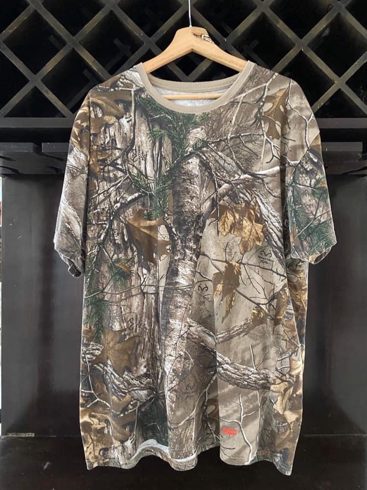 SUPREME X REALTREE on Carousell