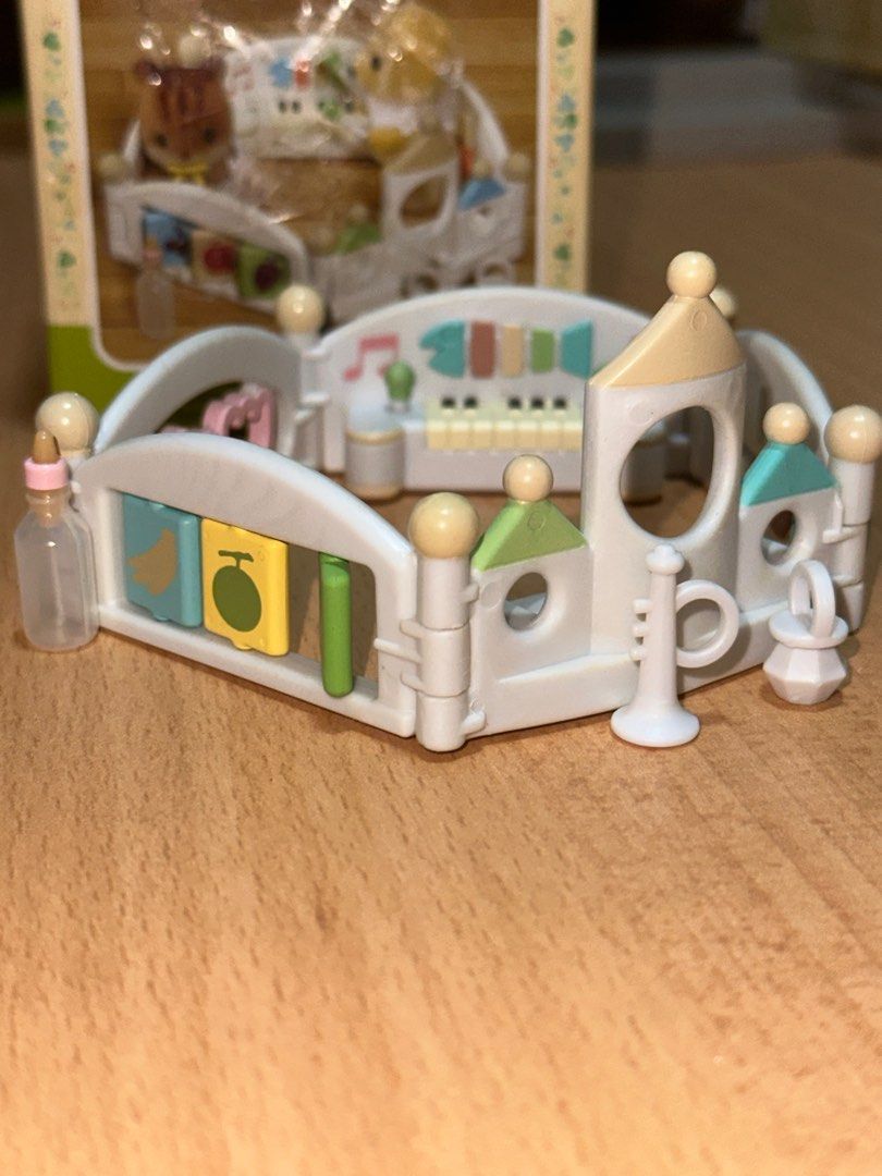 Sylvanian Families Let s Play PlayPen