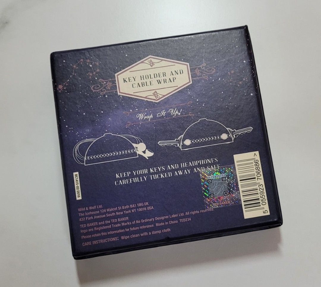 Ted Baker Key Holder and Cable Wrap, 名牌, 飾物及配件 Carousell
